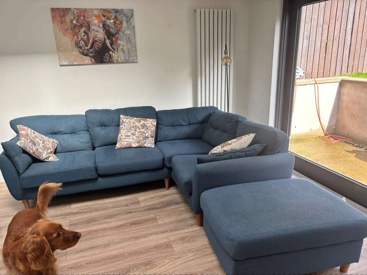 Corner sofa - Image 1