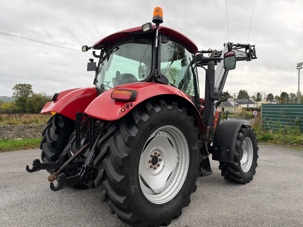 2011 Case Maxxum 115 with Loader - Image 4