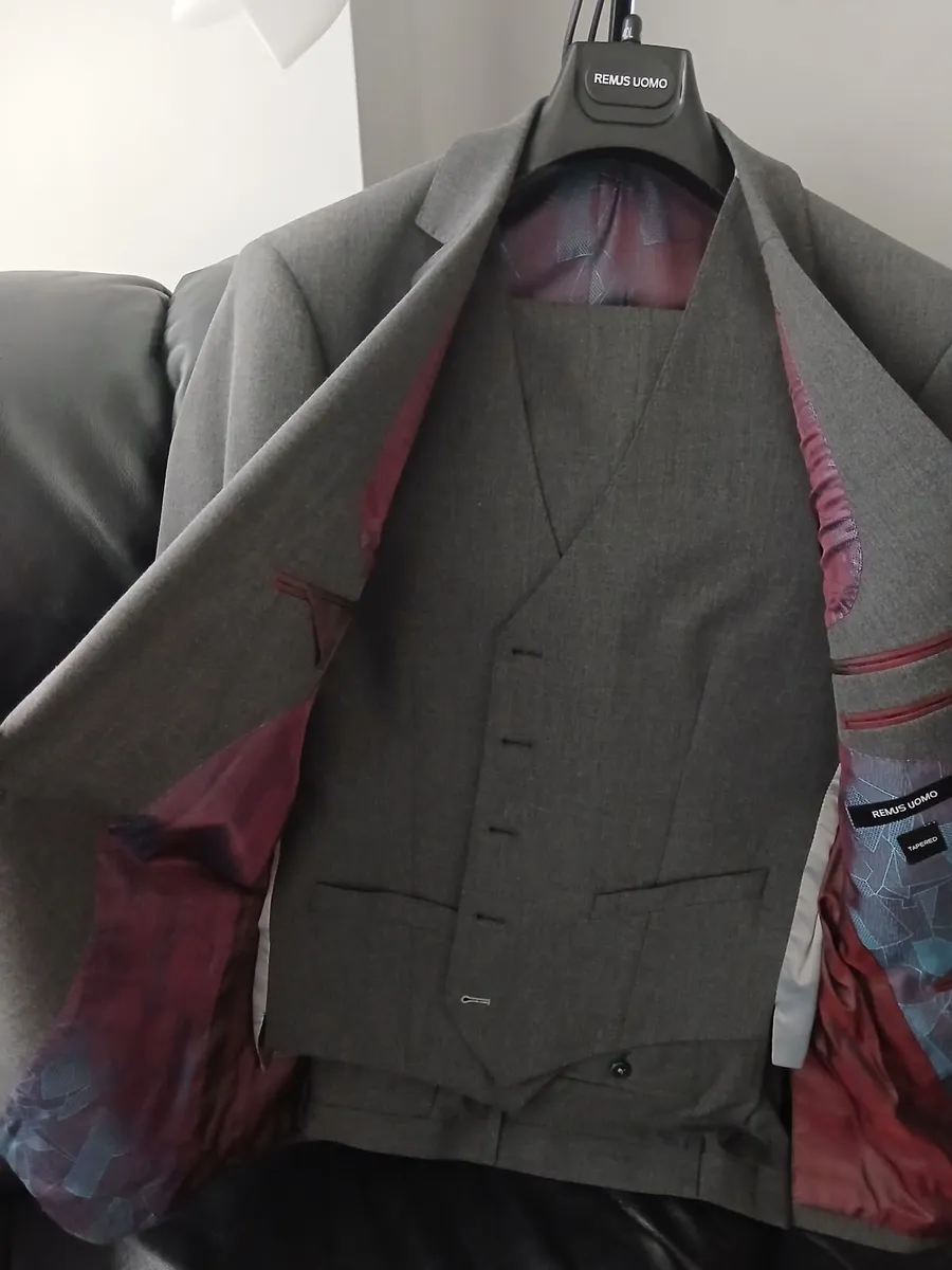 Clothes - Image 2