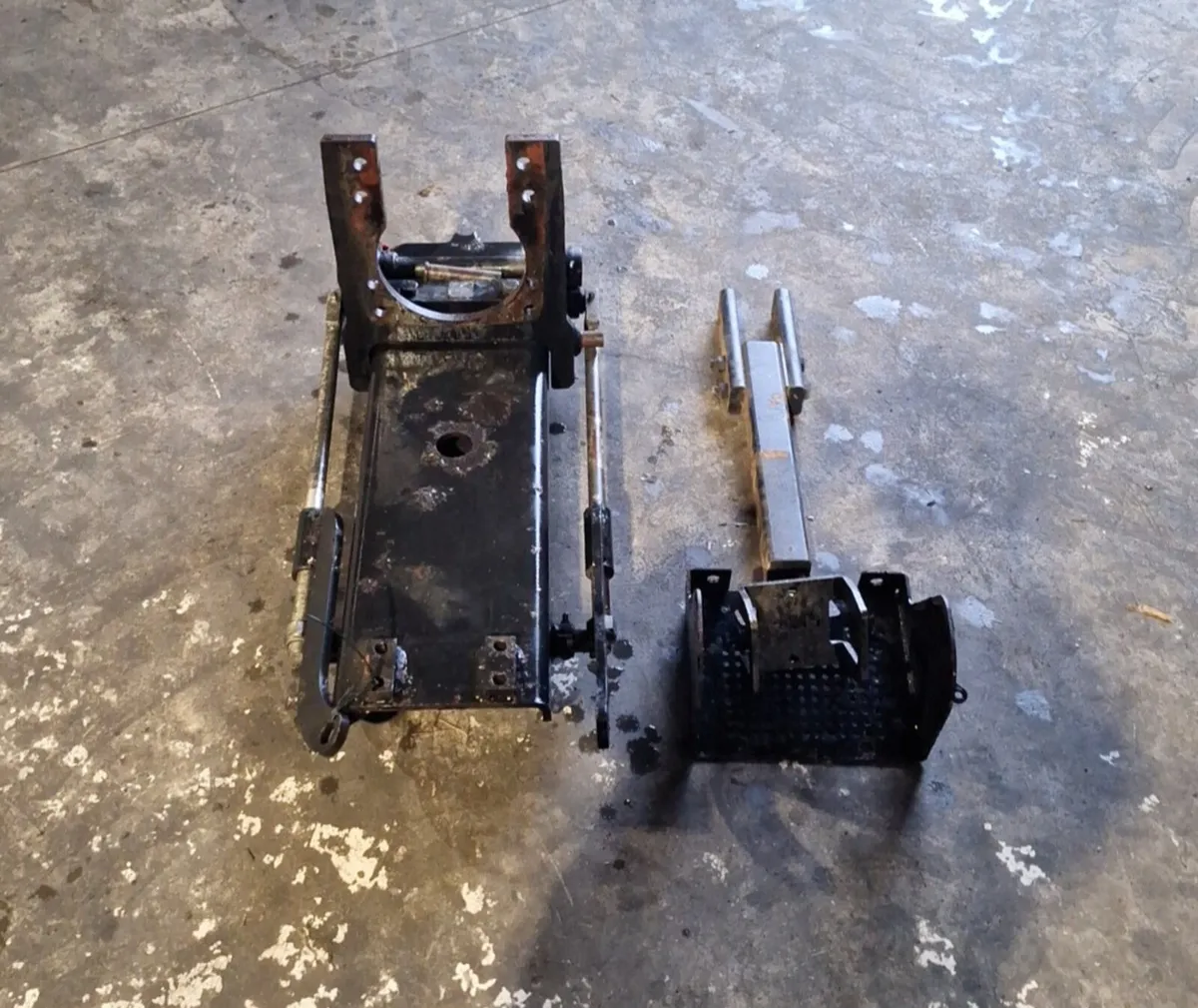 CBM  Pick Up Hitch - Image 2