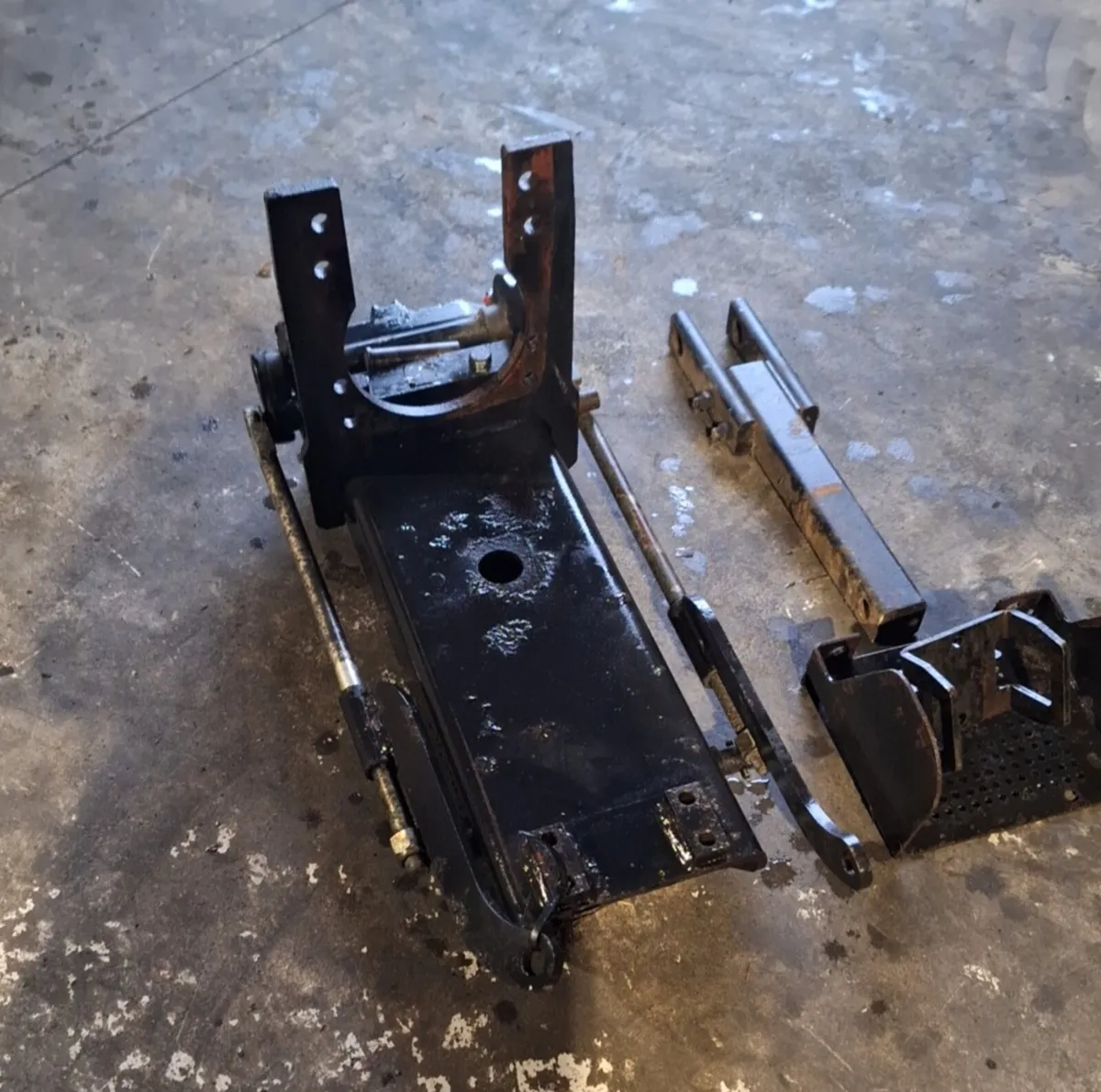 CBM  Pick Up Hitch - Image 3