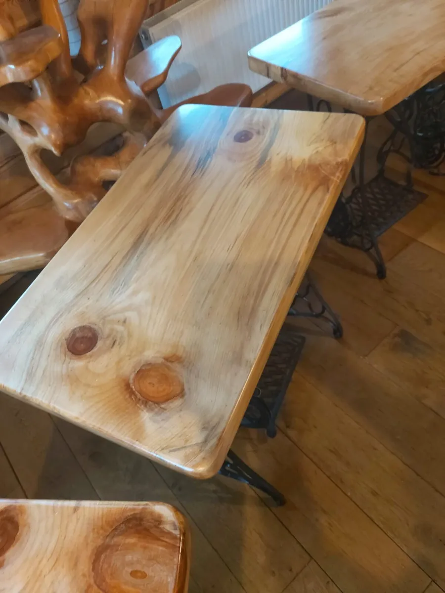 Singer sewing machine table - Image 4
