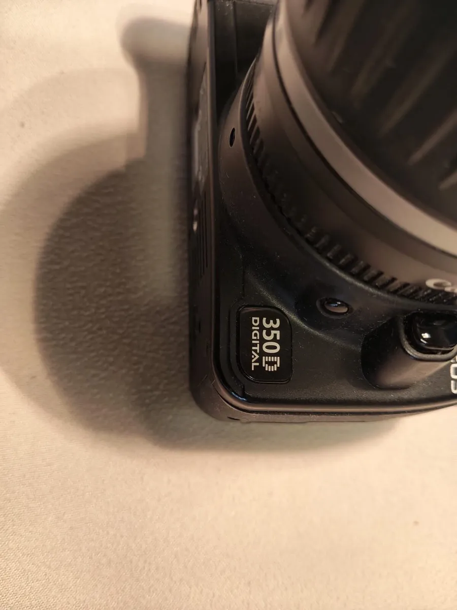 Canon EOS 350D Digital SLR Camera Bundle - Image 3