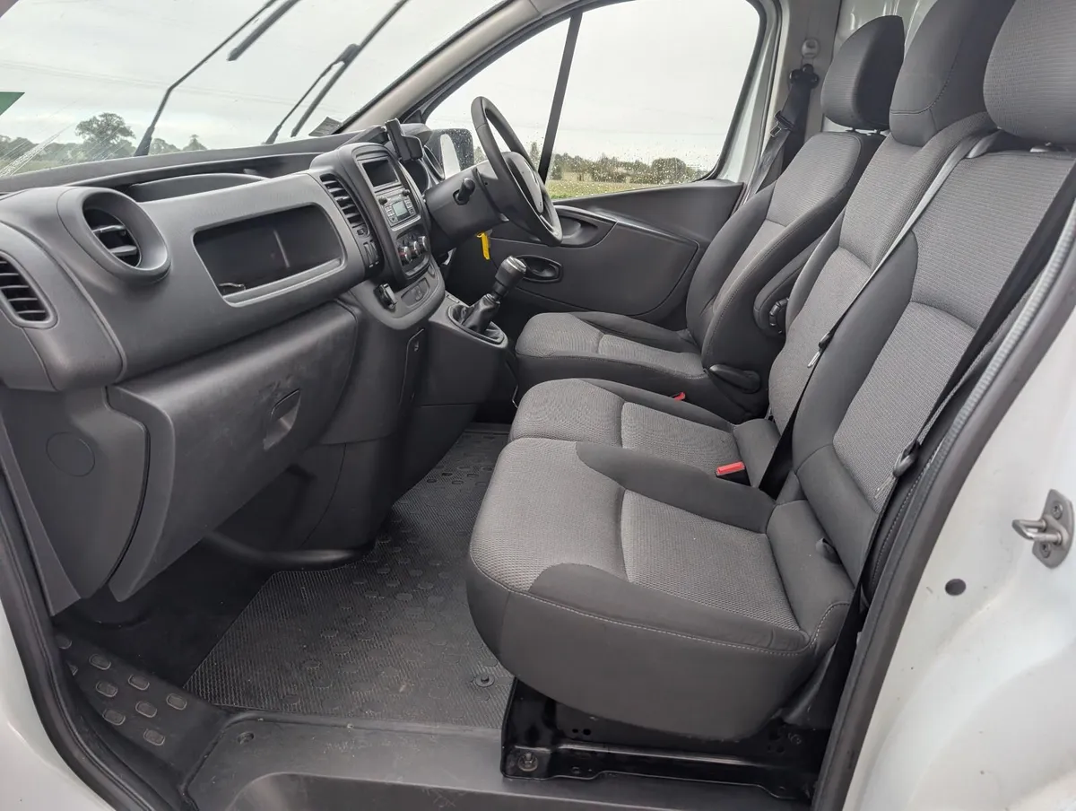 2021 RENAULT TRAFIC NEW DOE 06/2027 - Image 4