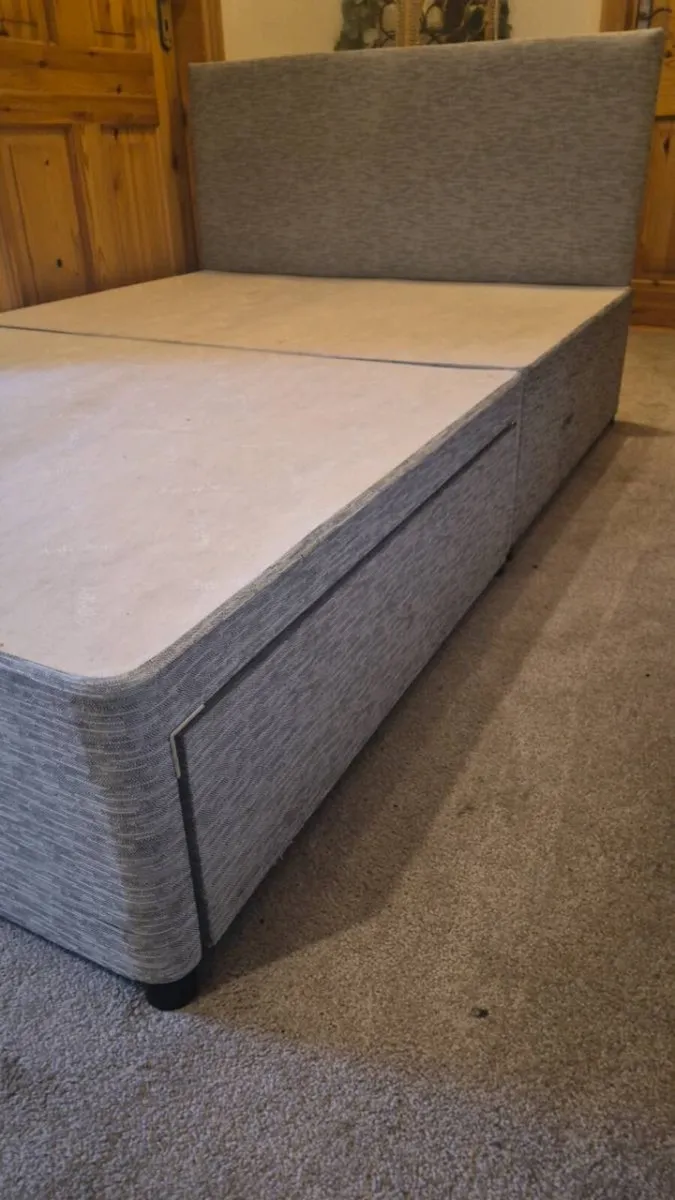 4ft divan bed,base and headboard - Image 3