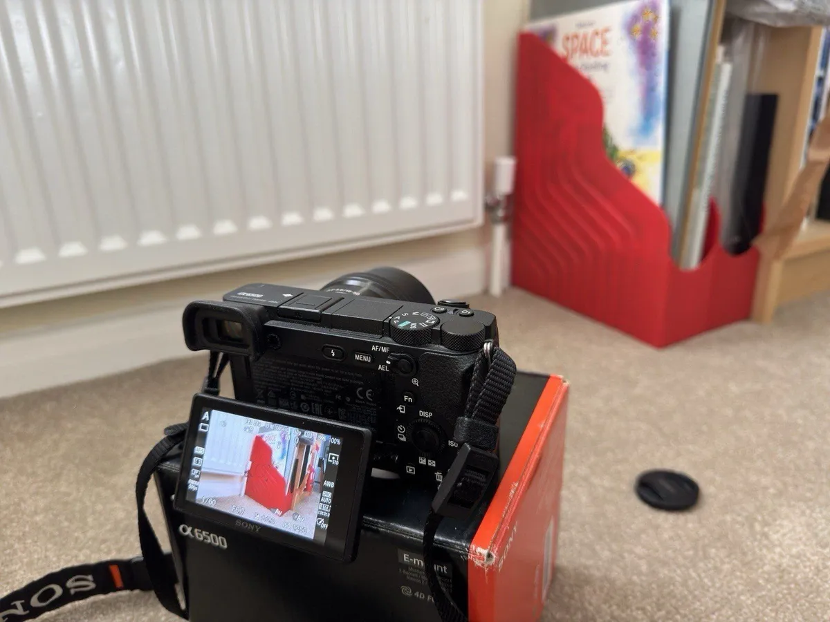 Near Mint Sony A6500 with Sony 16-50mm Lens - Image 4