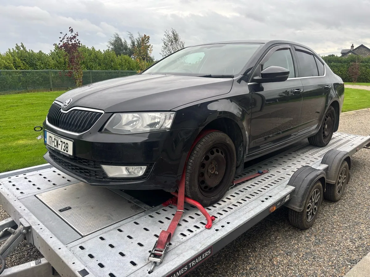 2017 SKODA OCTAVIA FOR PARTS OR REPAIR - Image 1