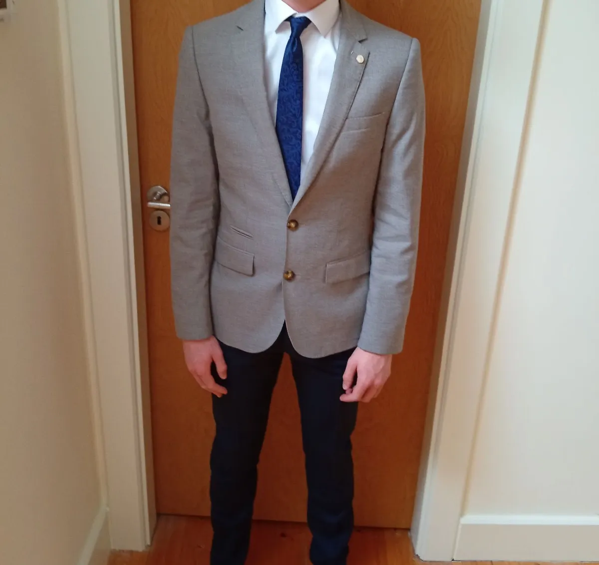 Men's Suit - Image 1