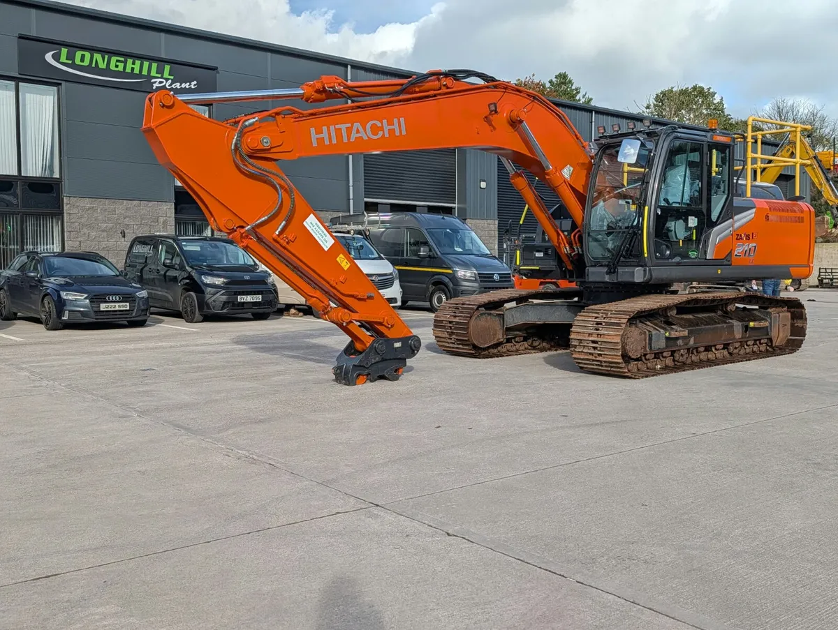 2023 HITACHI ZX 210 LC-7 - Image 4