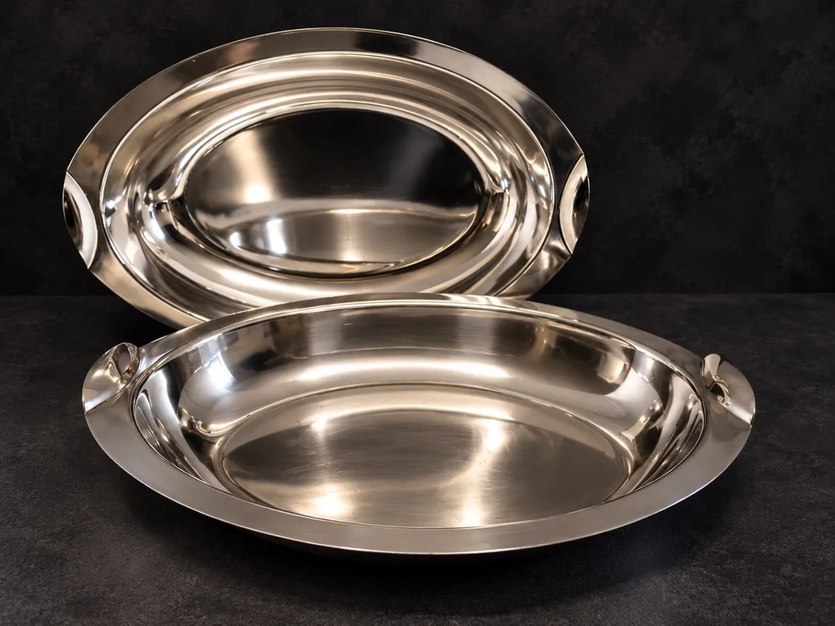 Vintage Silver-Plated Oval Serving Dish with Lid - Image 1