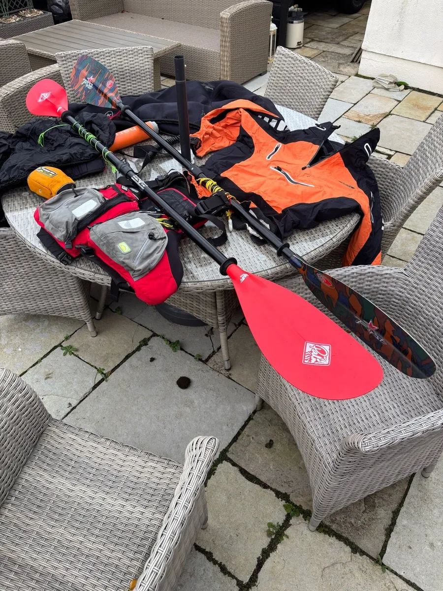 Kayak gear - Image 1