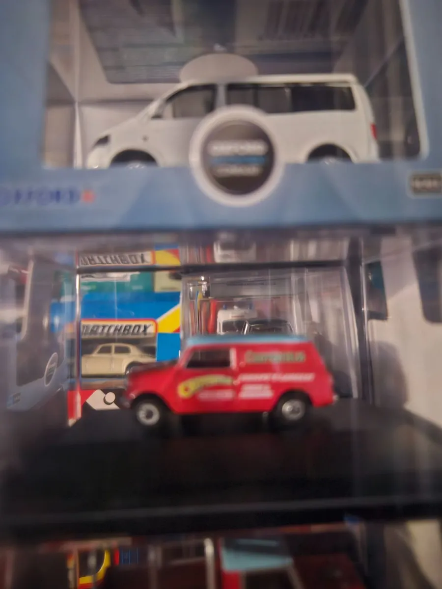Corgi Oxford Chipperfields Circus Mini