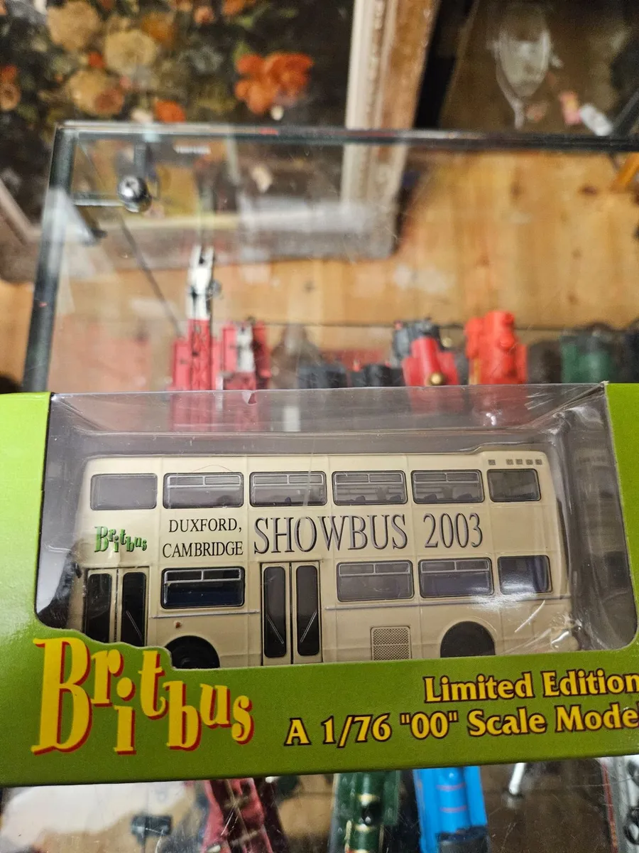 Corgi Britbus Showbus 2003 - Image 2