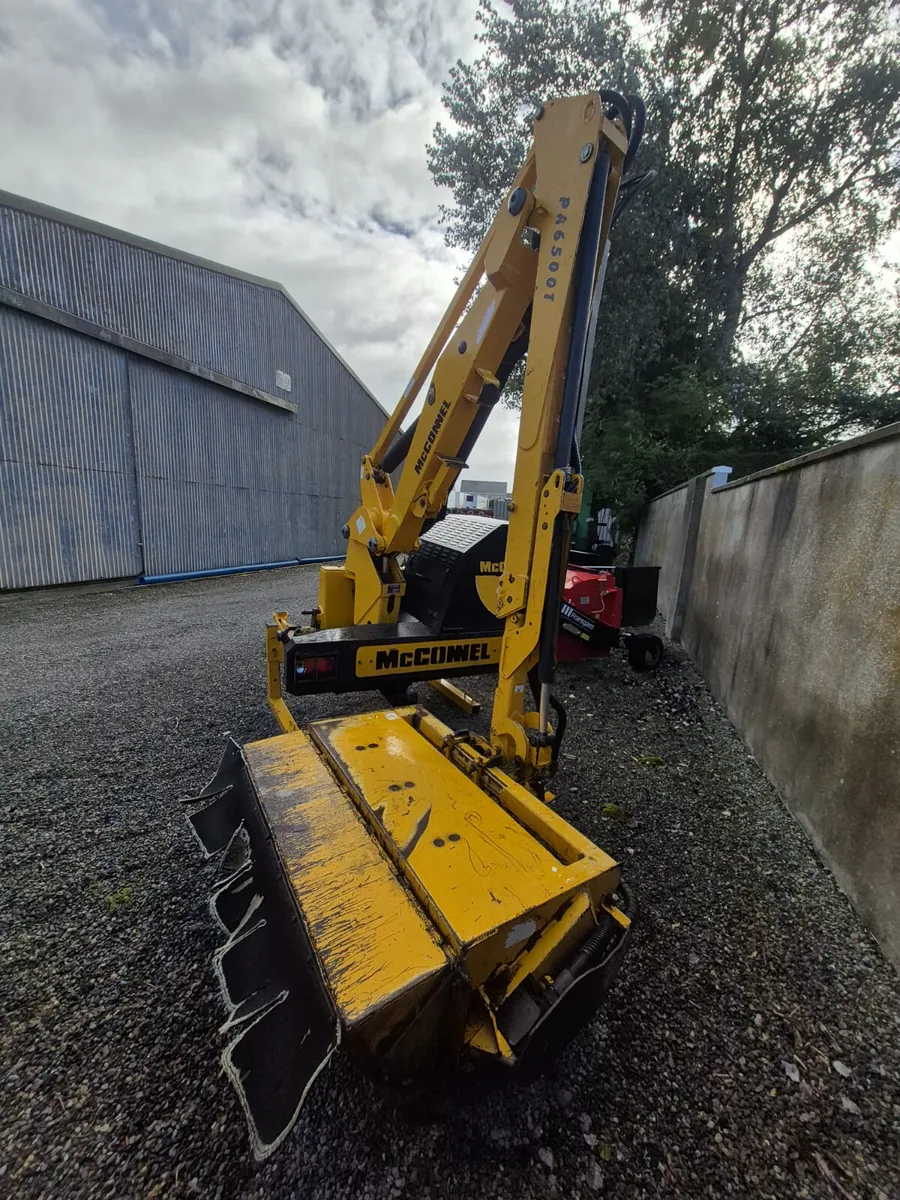 McConnel PA6500T Hedgecutter - Image 4