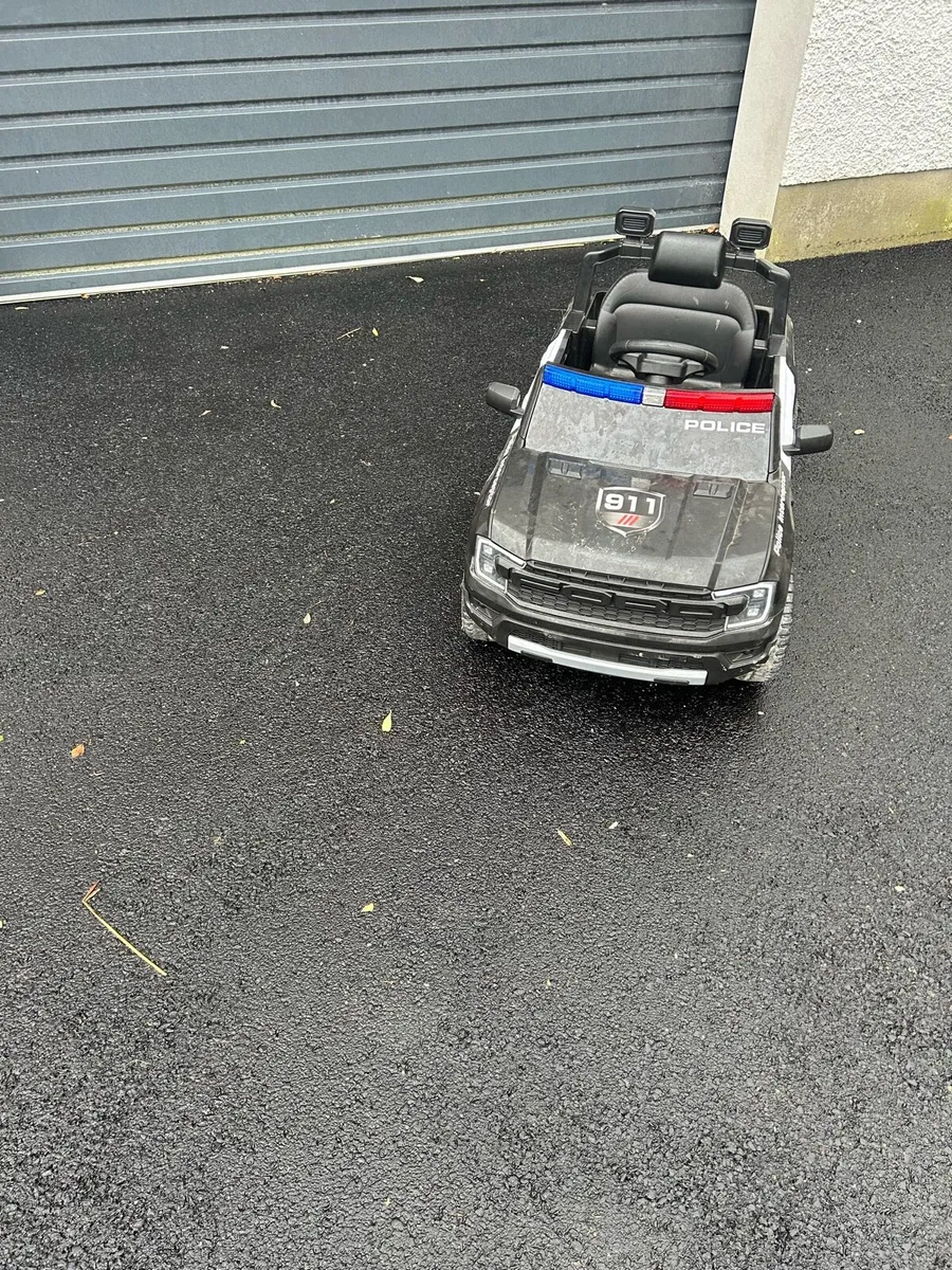Kids Electric Police Car - Image 2