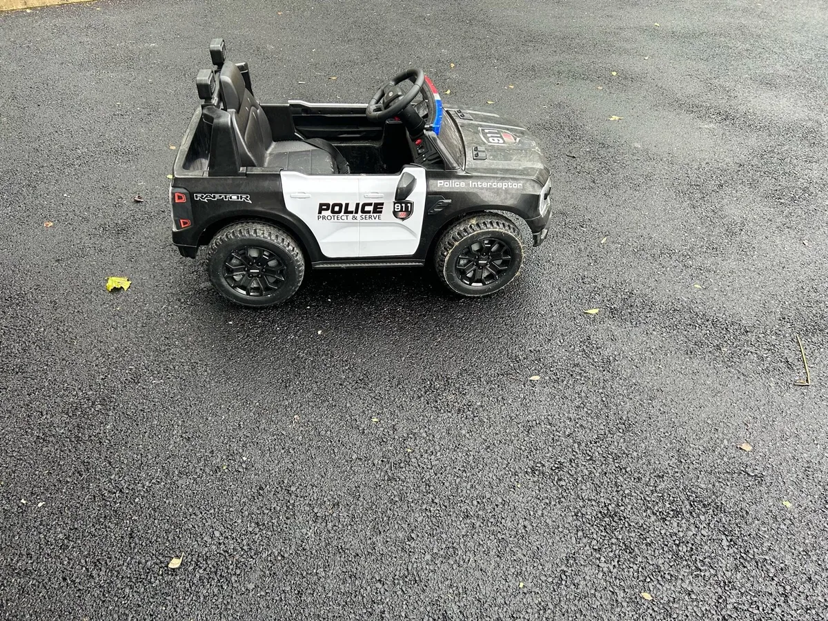 Kids Electric Police Car - Image 3