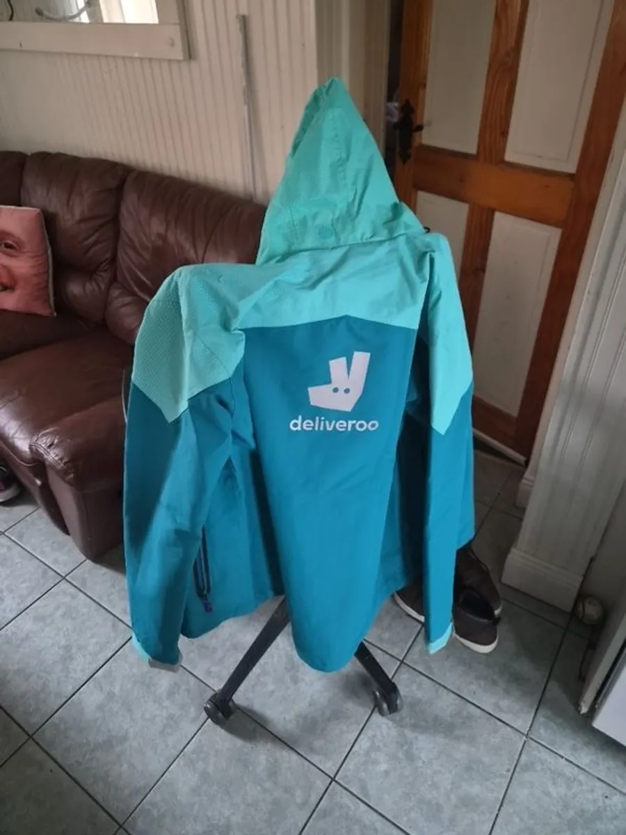 deliveroo bag and jacket (like new) - Image 3
