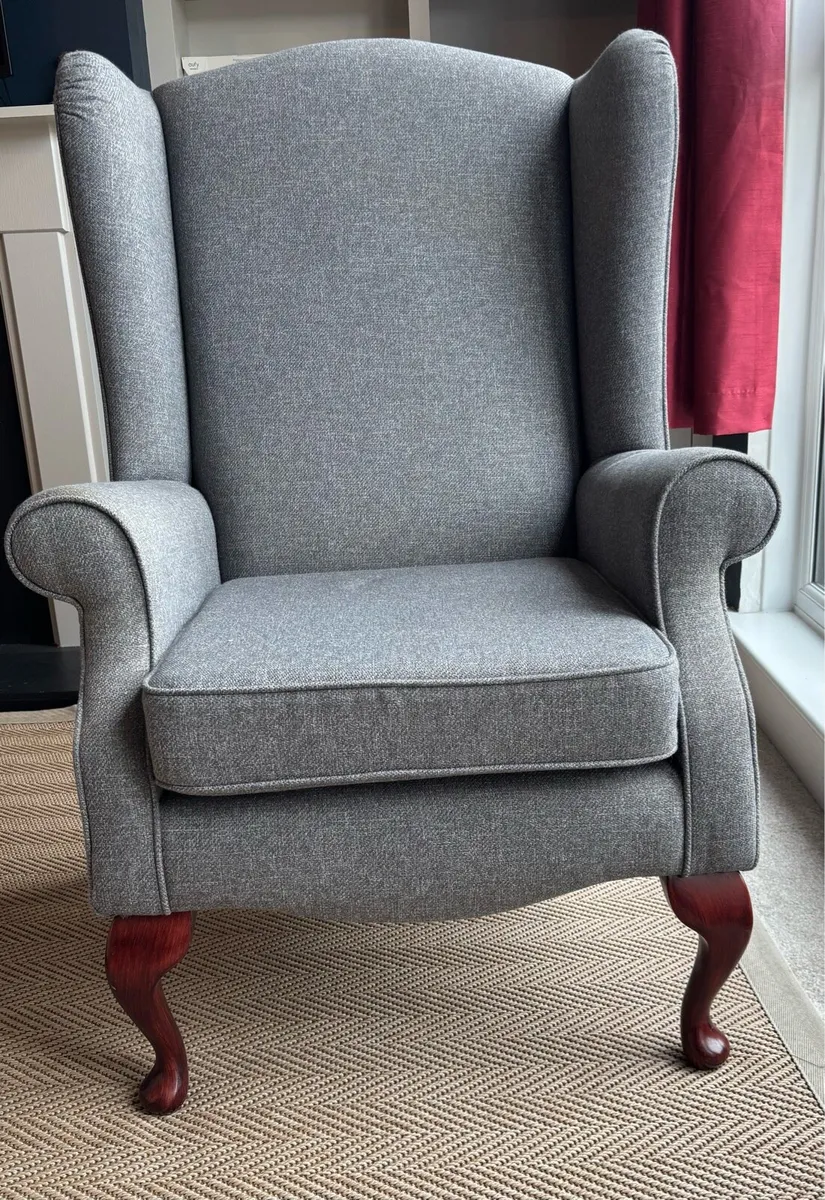 Armchair - Image 1