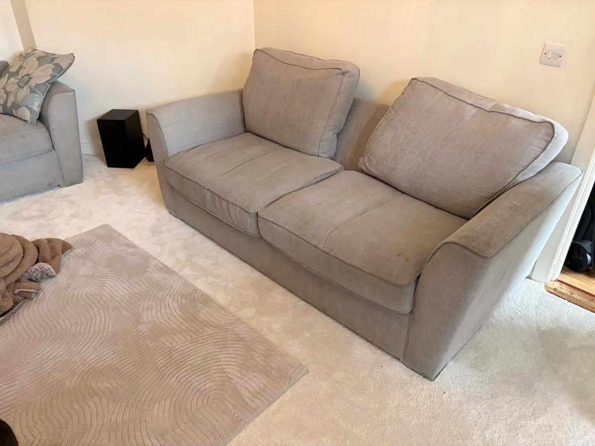 Couch/Sofa - Image 2
