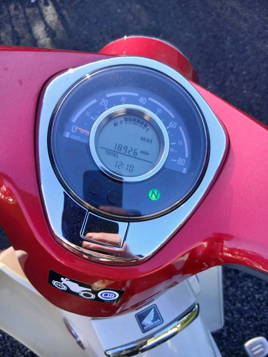 Honda 125 super cub - Image 4