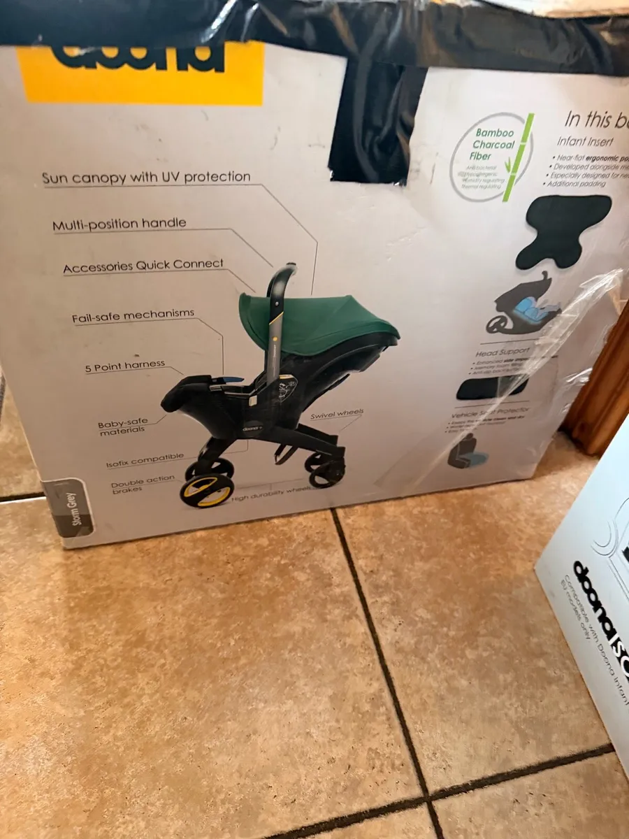 Doona infant seat and isofix base - Image 2