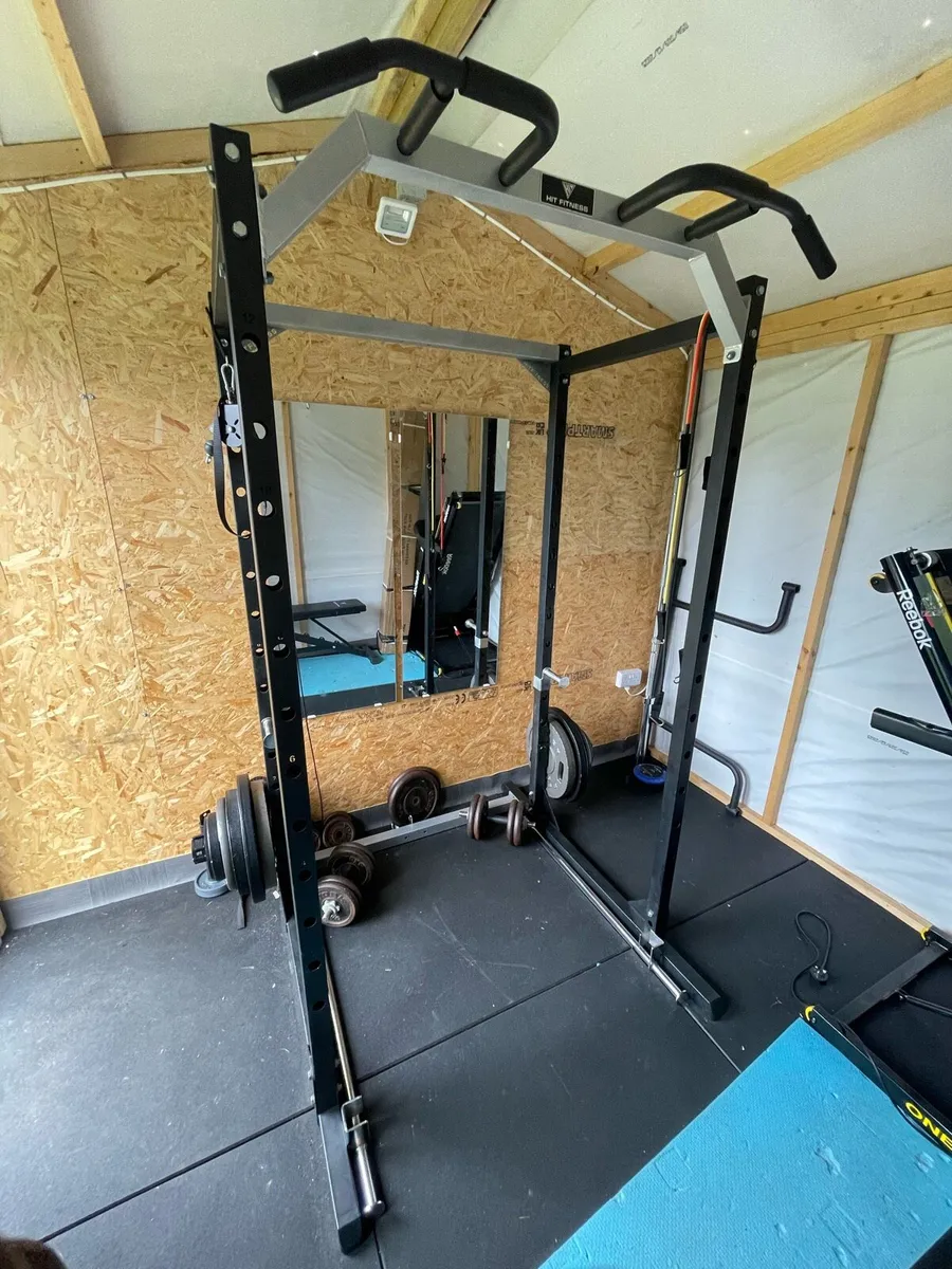 Gym power rack - Image 1