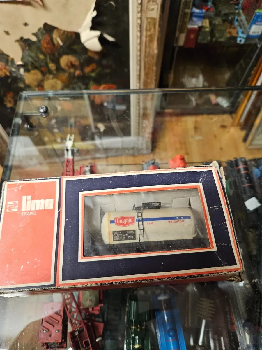 Hornby Lima OO Gauge Wagon