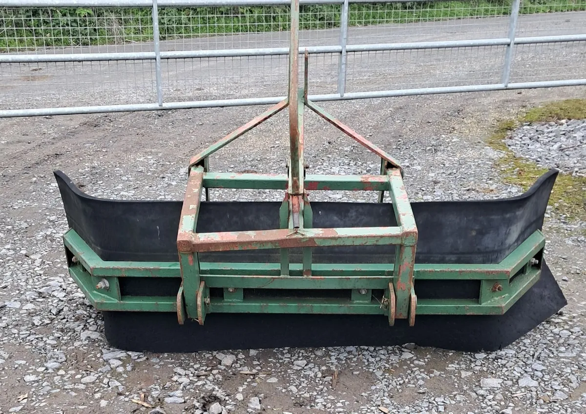 Yard scrapers - Image 4