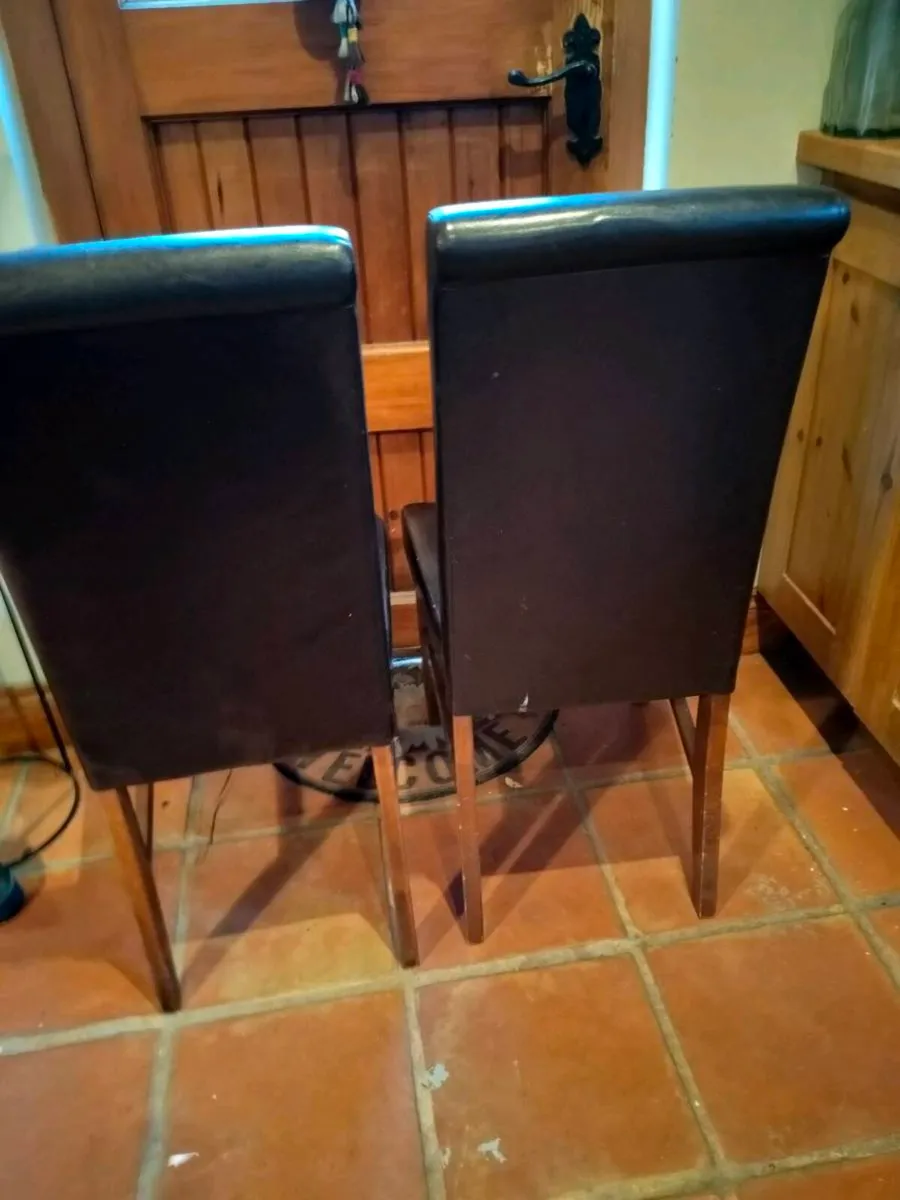 2 black leatherette chairs. - Image 3