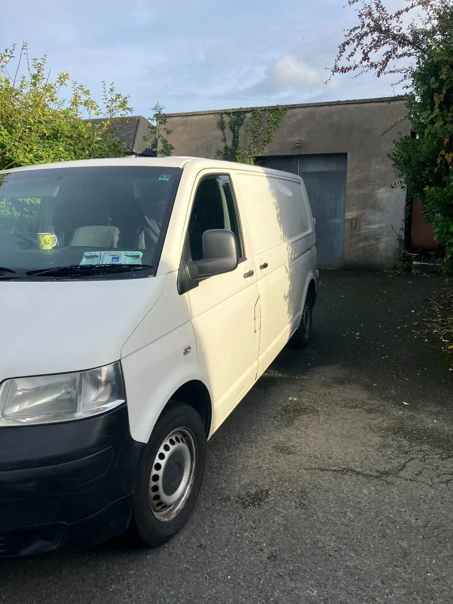 Volkswagen Transporter 2008 - Image 2