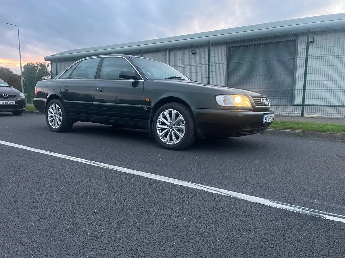 Audi A6 1996 - Image 2