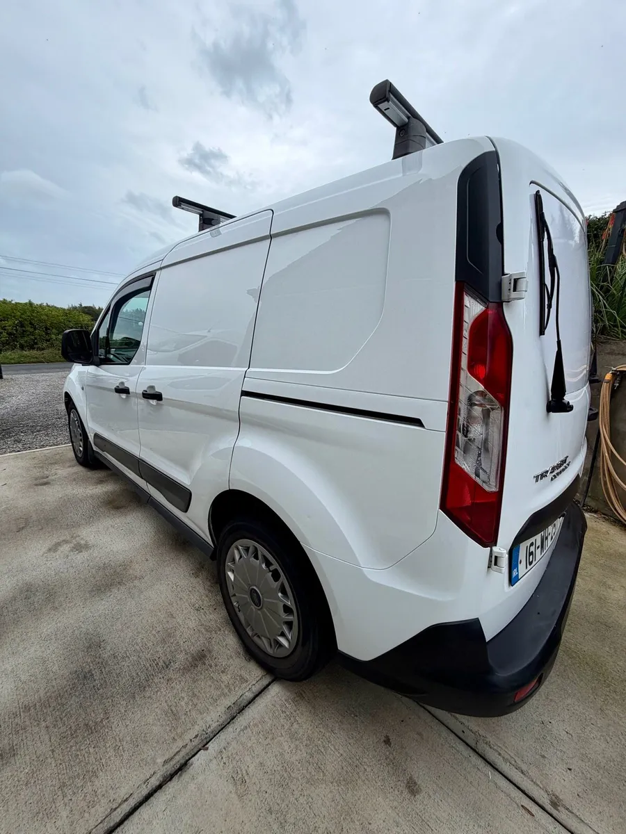 Ford Transit Connect - Image 4