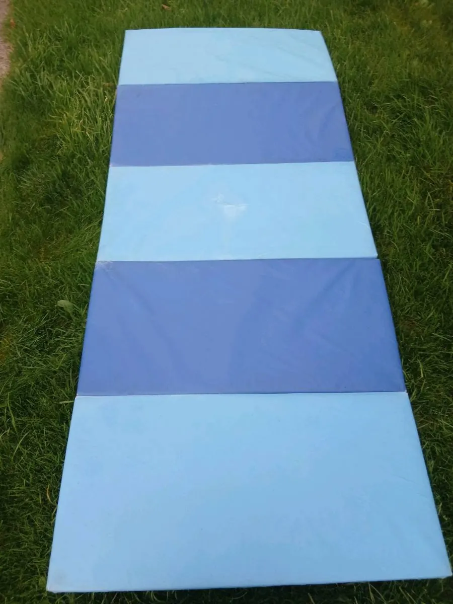 Gymnastics mat - Image 1