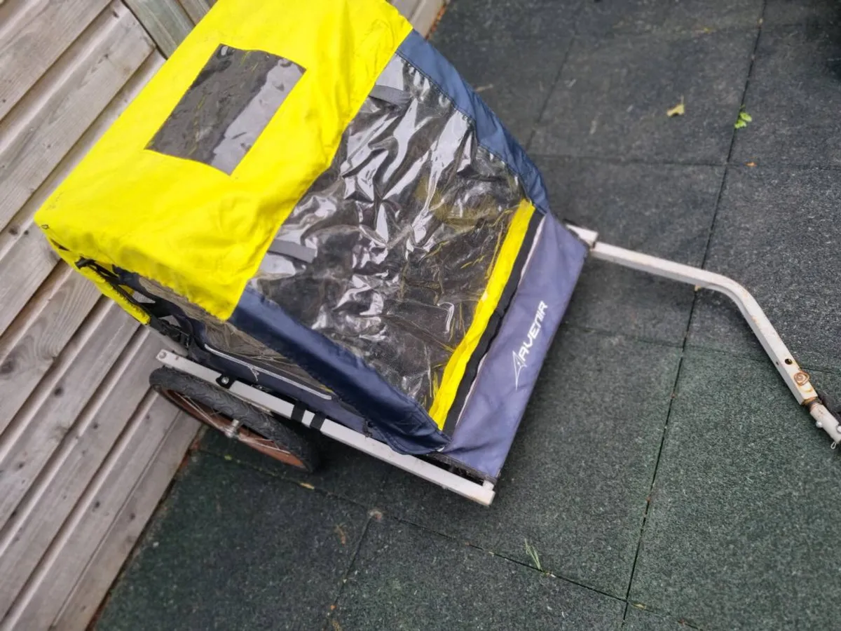 Bike trailer and child seat - Image 2