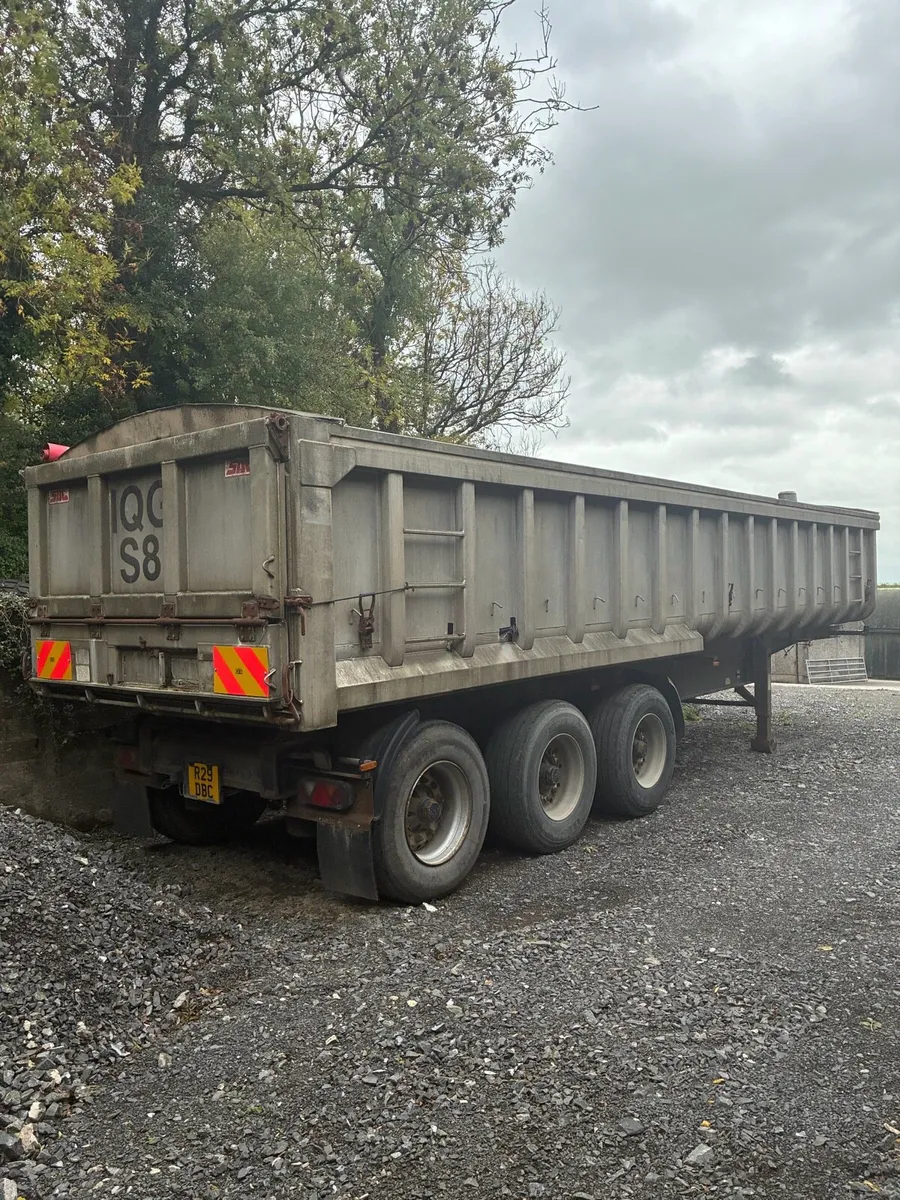 Tipping trailer - Image 2
