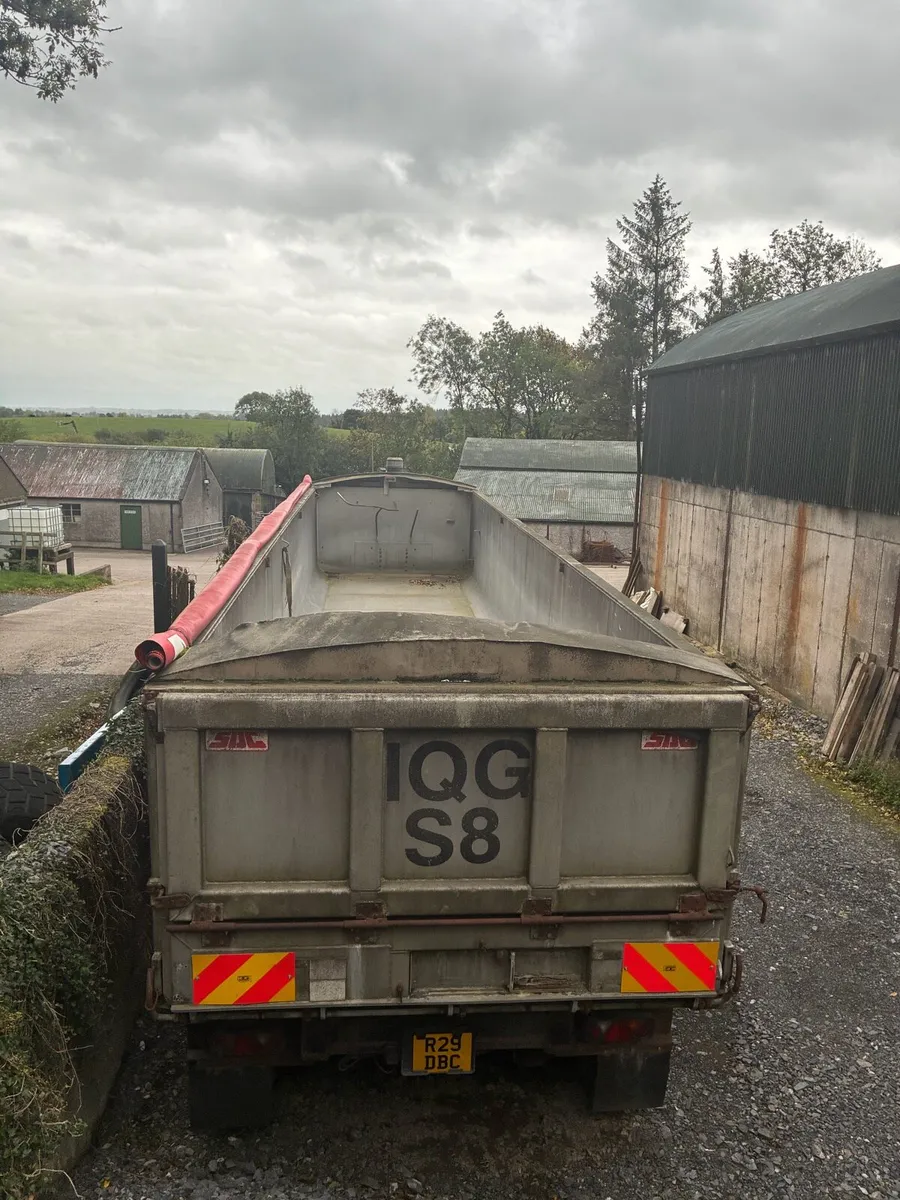 Tipping trailer - Image 3