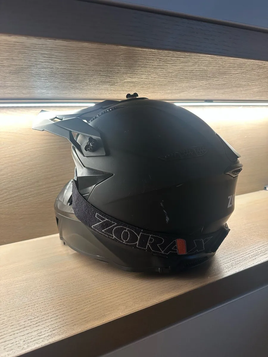 Full face helmet - Image 4