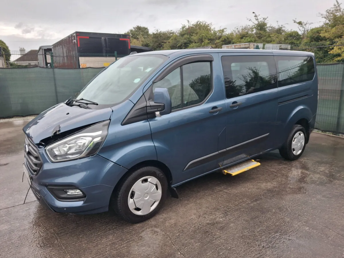 201 Ford Transit Kombi  trend  9 seater bus - Image 1