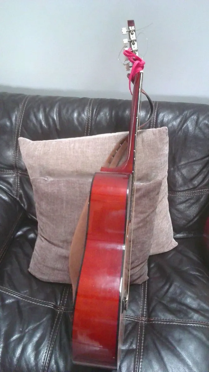 2 guitars for sale - for beginners - Image 2