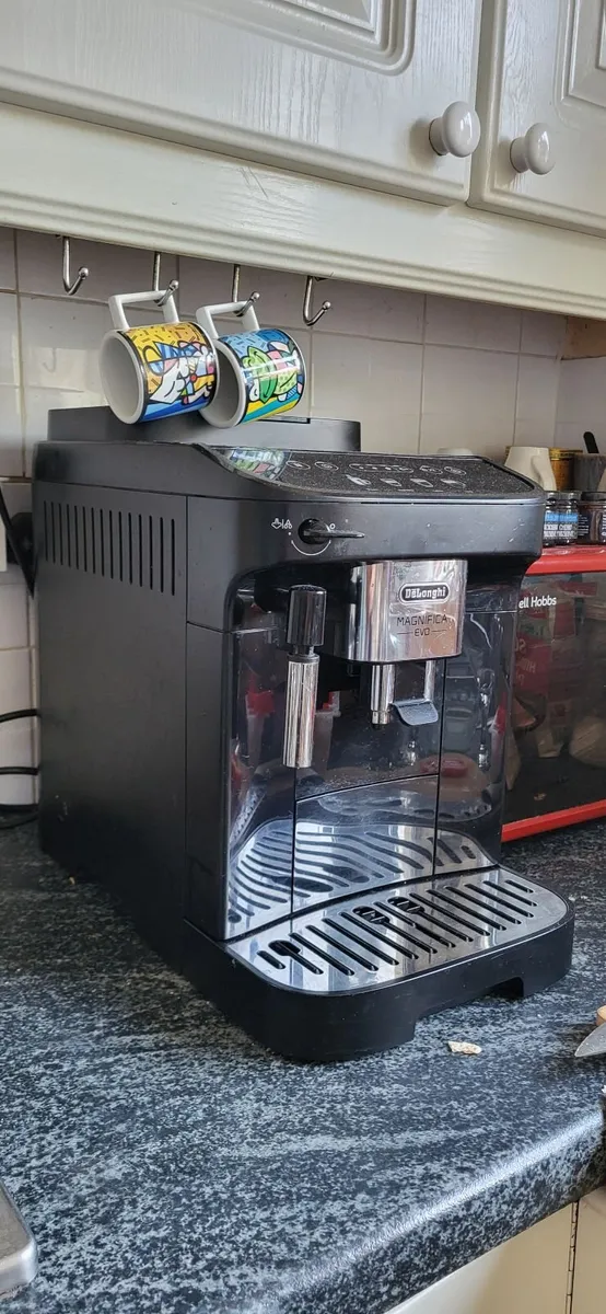 Coffee Machine DeLonghi Magnifica Evo - Image 2