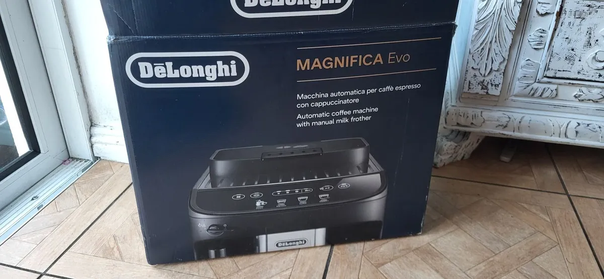Coffee Machine DeLonghi Magnifica Evo - Image 1