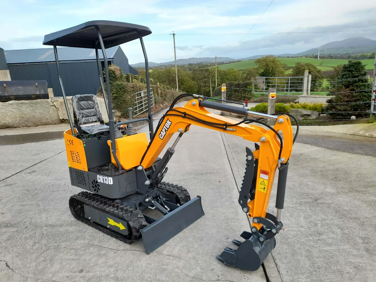 New 1 Ton Mini Digger - Image 4