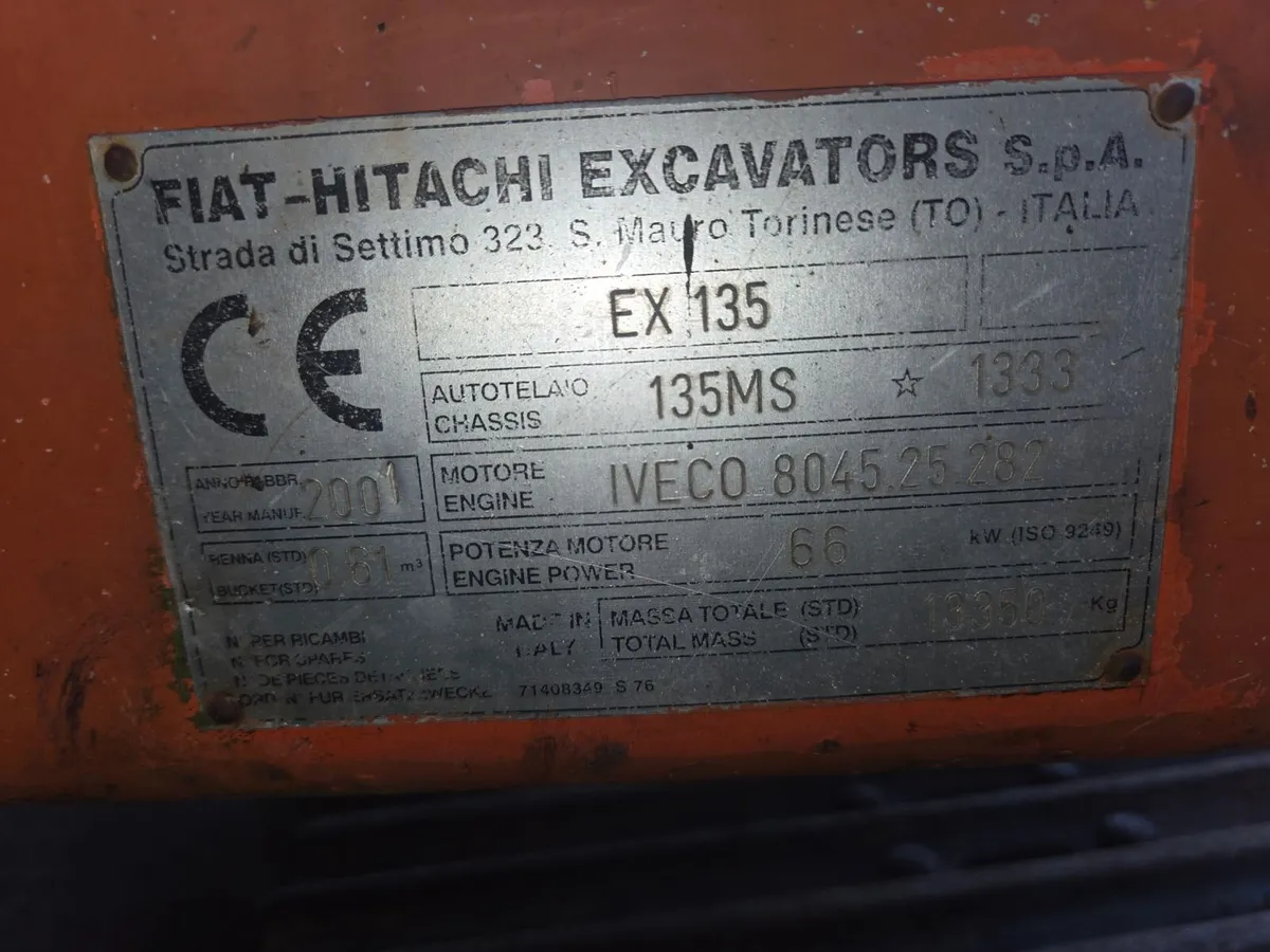 Ex 135 digger - Image 3