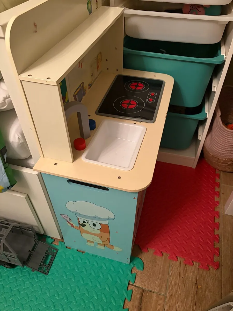Bluey Kitchen & Trolley - Image 2