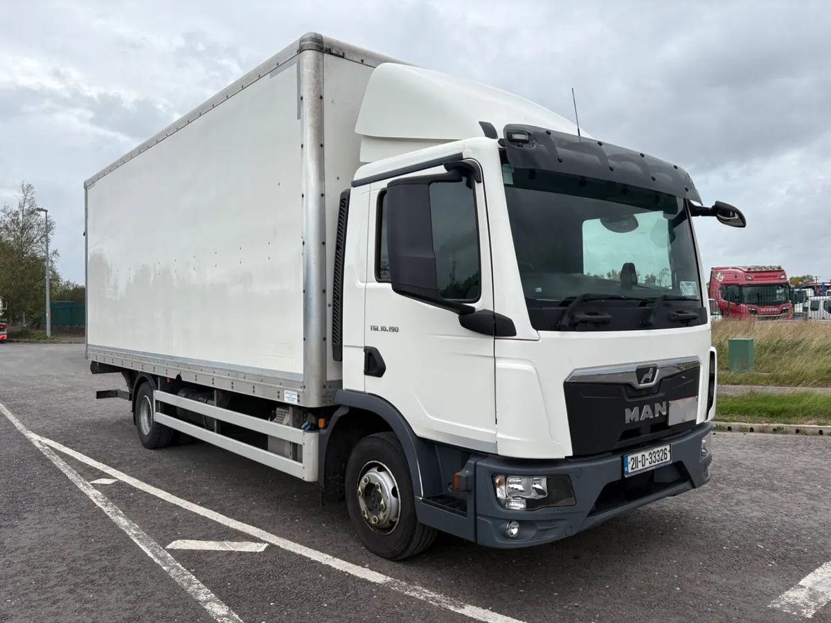 Man 10 Ton Box - Image 1