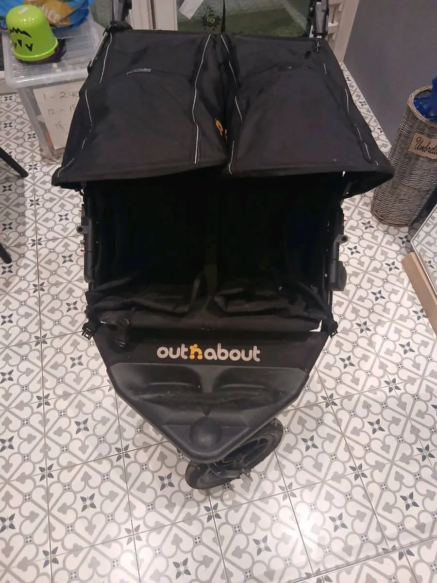 Out n about - Image 1