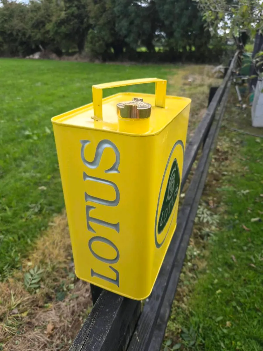 Lotus oil can - Image 3