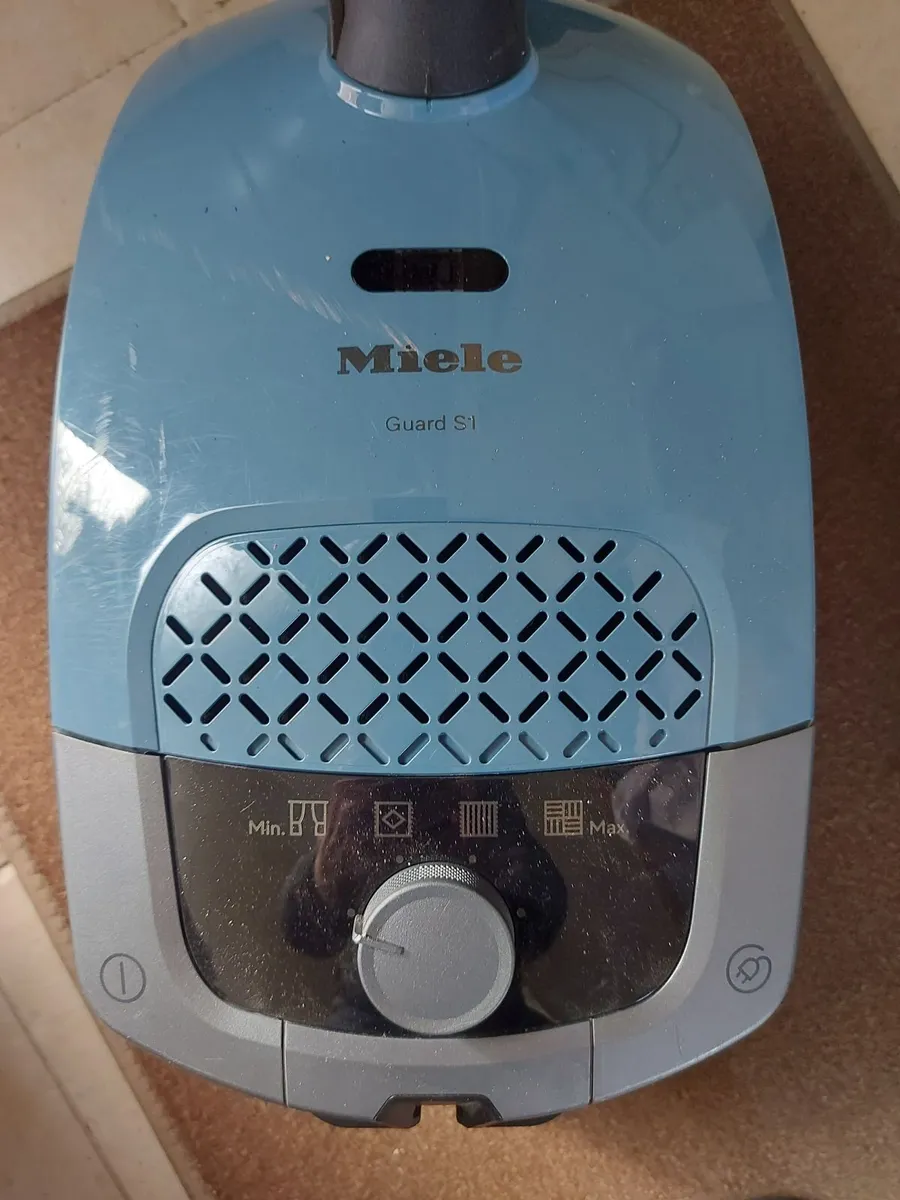 Miele Vacuum Cleaner, Model. STAFO, Type HS14 - Image 1