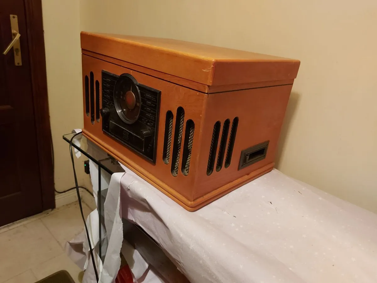 Music Stereo System Model Cl-1018 - Image 1