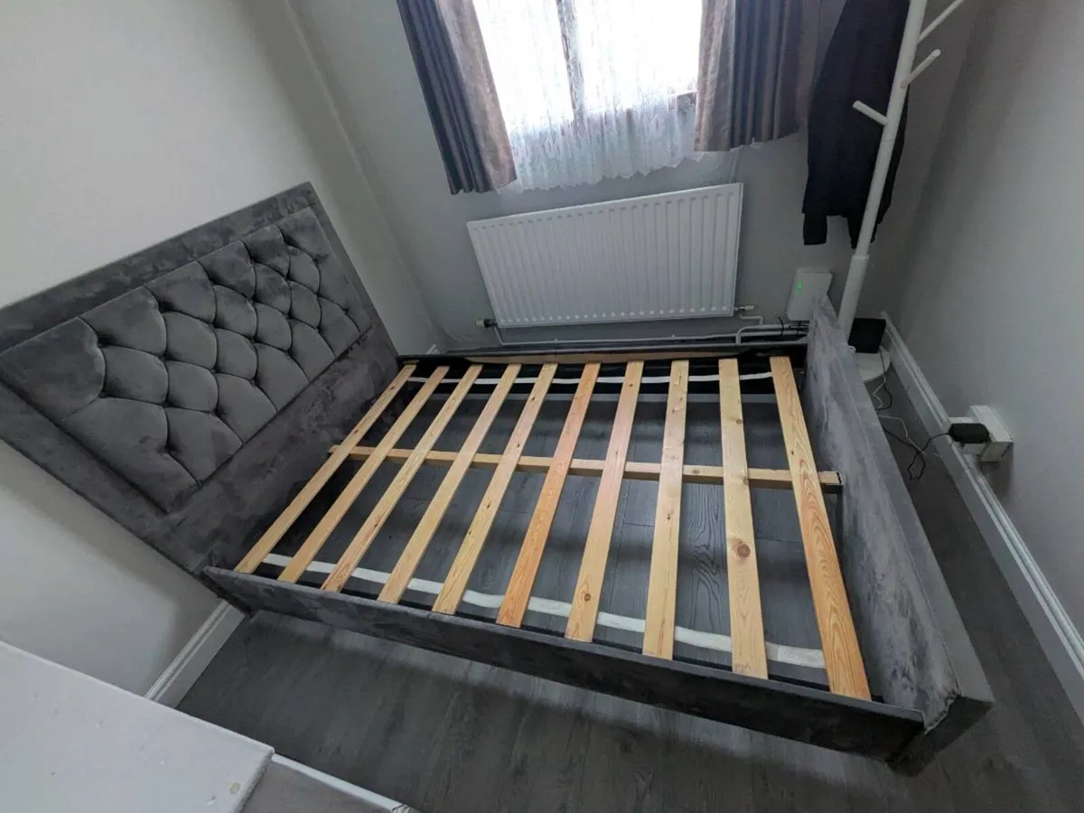 Beds - Image 3